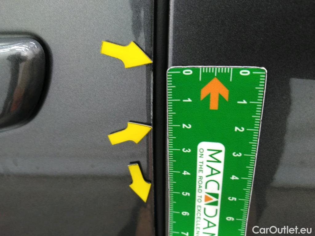  Peugeot  2008  Allure Business 1.2 PureTech 130CV BVA8 E6d #12