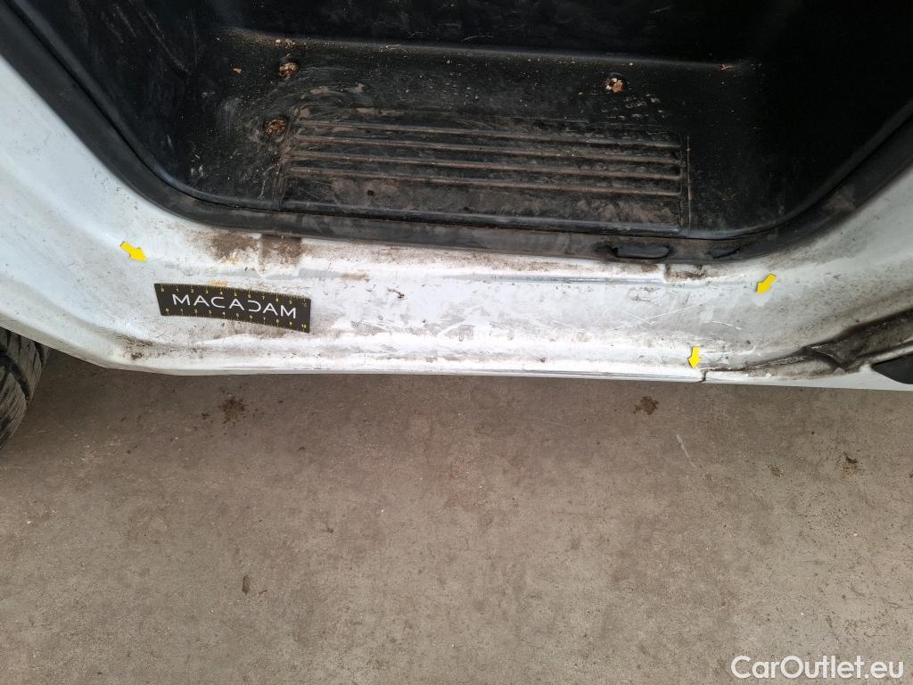  Peugeot  Boxer PEUGEOT  VU 4p Fourgon BLUEHDI 110 PREMIUM 330 L1H1 #47