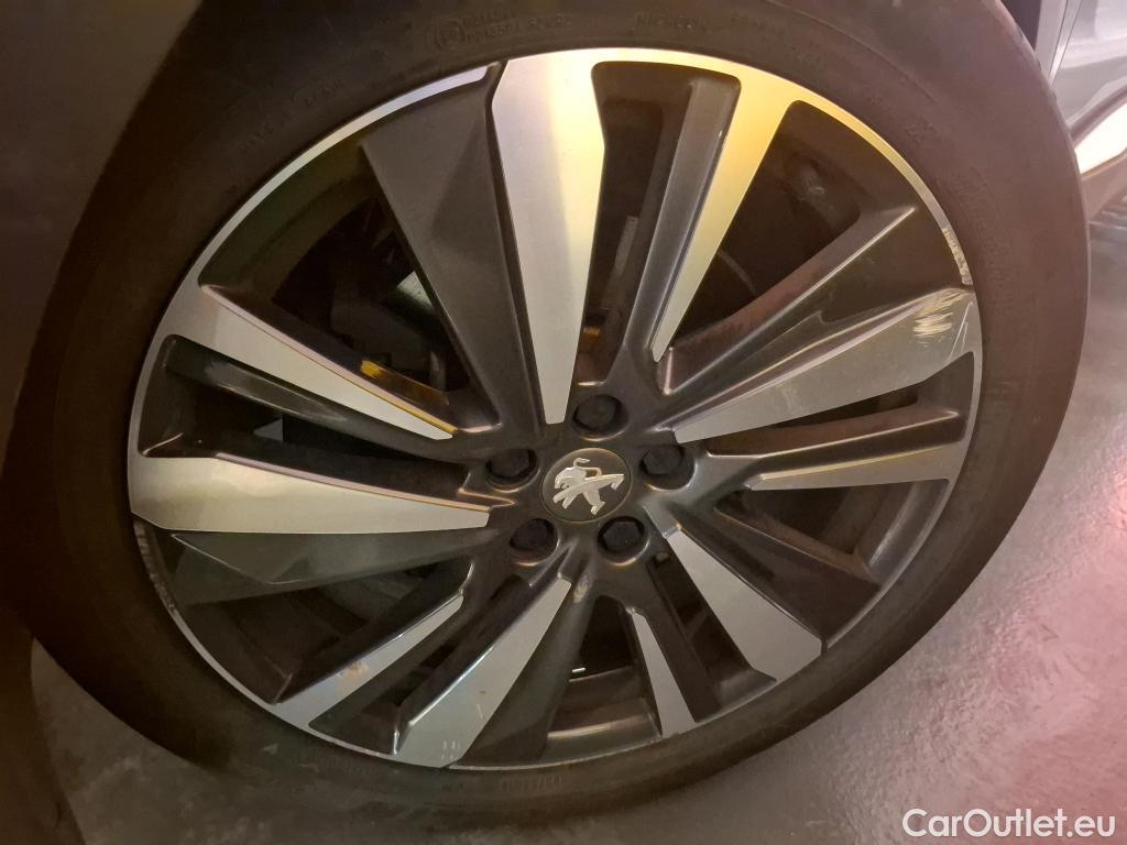  Peugeot  3008 PEUGEOT  / 2016 / 5P / SUV Hybrid4 300 e-EAT8 GT #2