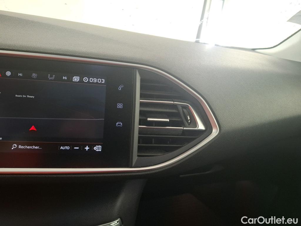  Peugeot  308  Allure Business 1.2 PureTech 130CV BVM6 E6d #1