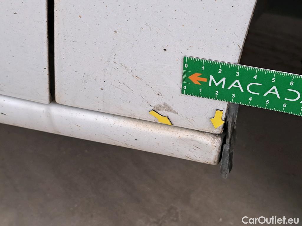  Citroen  Berlingo CITROEN  / 2018 / 4P / Fourgonnette M 650kg BlueHDi 75 S&S BVM Club #15