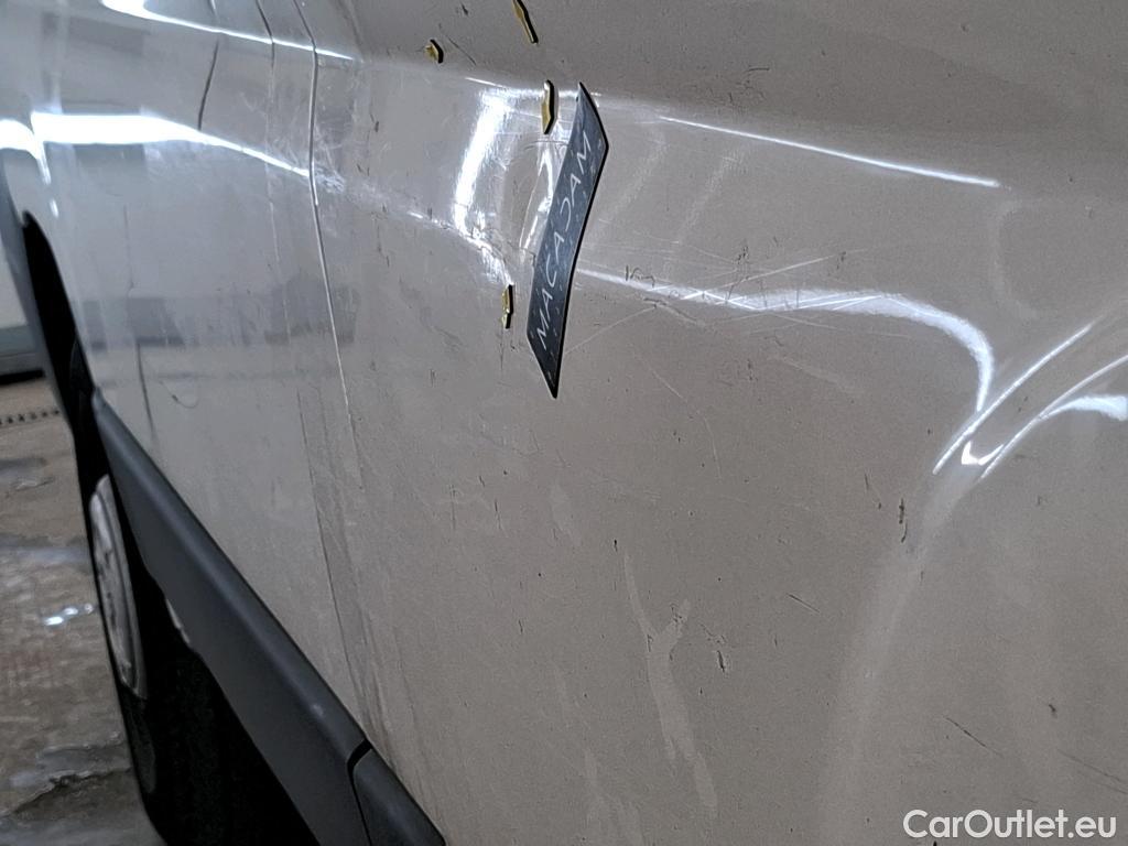  Peugeot  Boxer PEUGEOT  VU 4p Fourgon BLUEHDI 110 PREMIUM 330 L1H1 #13