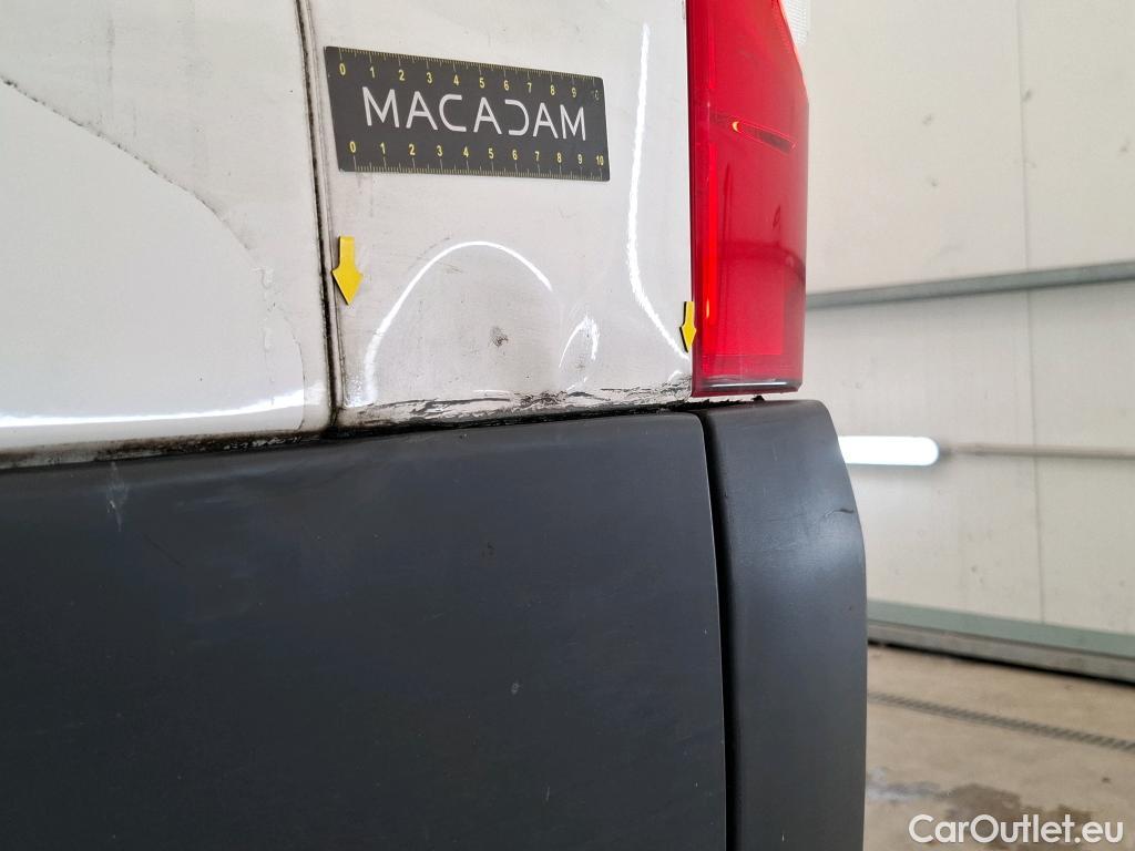  Peugeot  Boxer PEUGEOT  VU 4p Fourgon BLUEHDI 110 PREMIUM 330 L1H1 #21