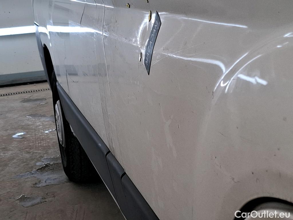  Peugeot  Boxer PEUGEOT  VU 4p Fourgon BLUEHDI 110 PREMIUM 330 L1H1 #8