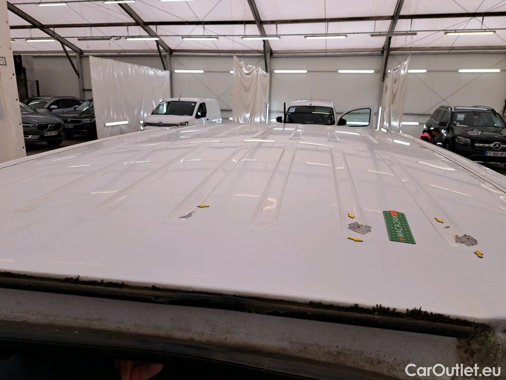  Citroen  Berlingo CITROEN  / 2018 / 4P / Fourgonnette M 650kg BlueHDi 75 S&S BVM Club #4