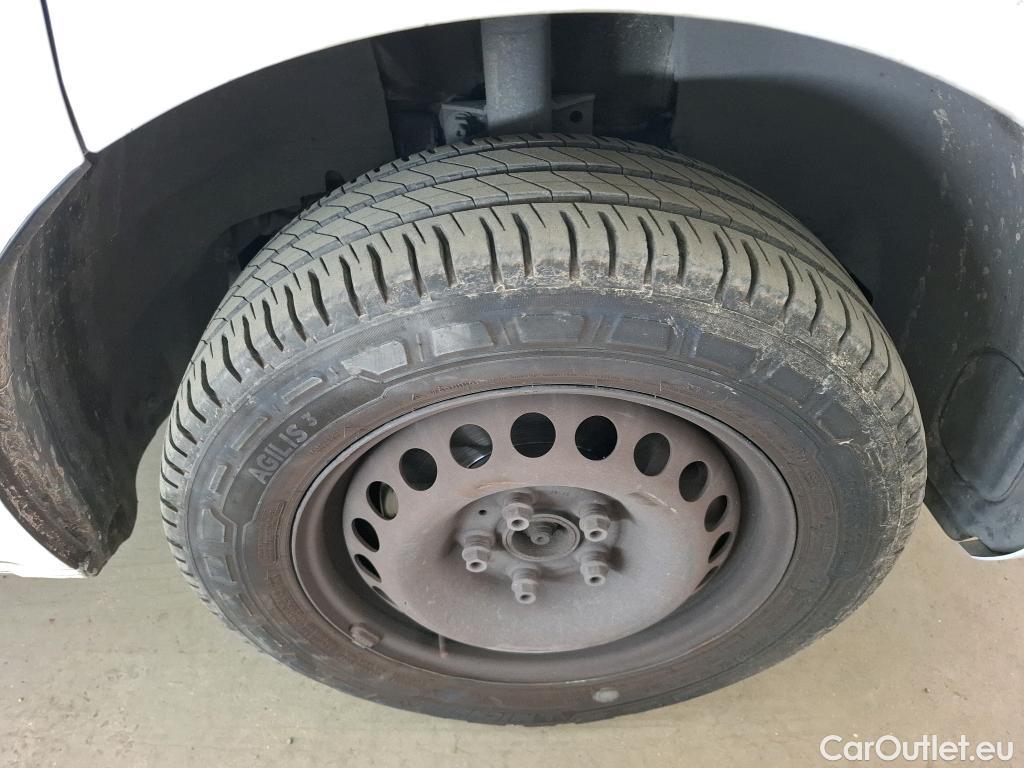  Volkswagen  Transporter VOLKSWAGEN  / 2019 / 4P / Fourgon tôlé 2.0 TDi 150 DSG7 L1H1 Business Plus #37