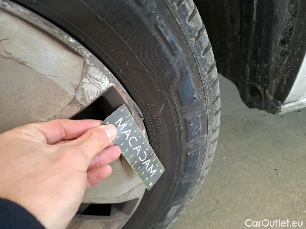  Volkswagen  Transporter VOLKSWAGEN  / 2019 / 4P / Fourgon tôlé 2.0 TDi 150 DSG7 L1H1 Business Plus #36