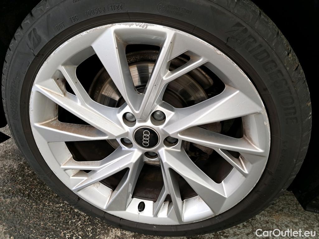  Audi  A5 Sportback AUDI  / 2019 / 5P / Berline 35 TDI 163 S TRONIC 7 BUSI LINE SB #18