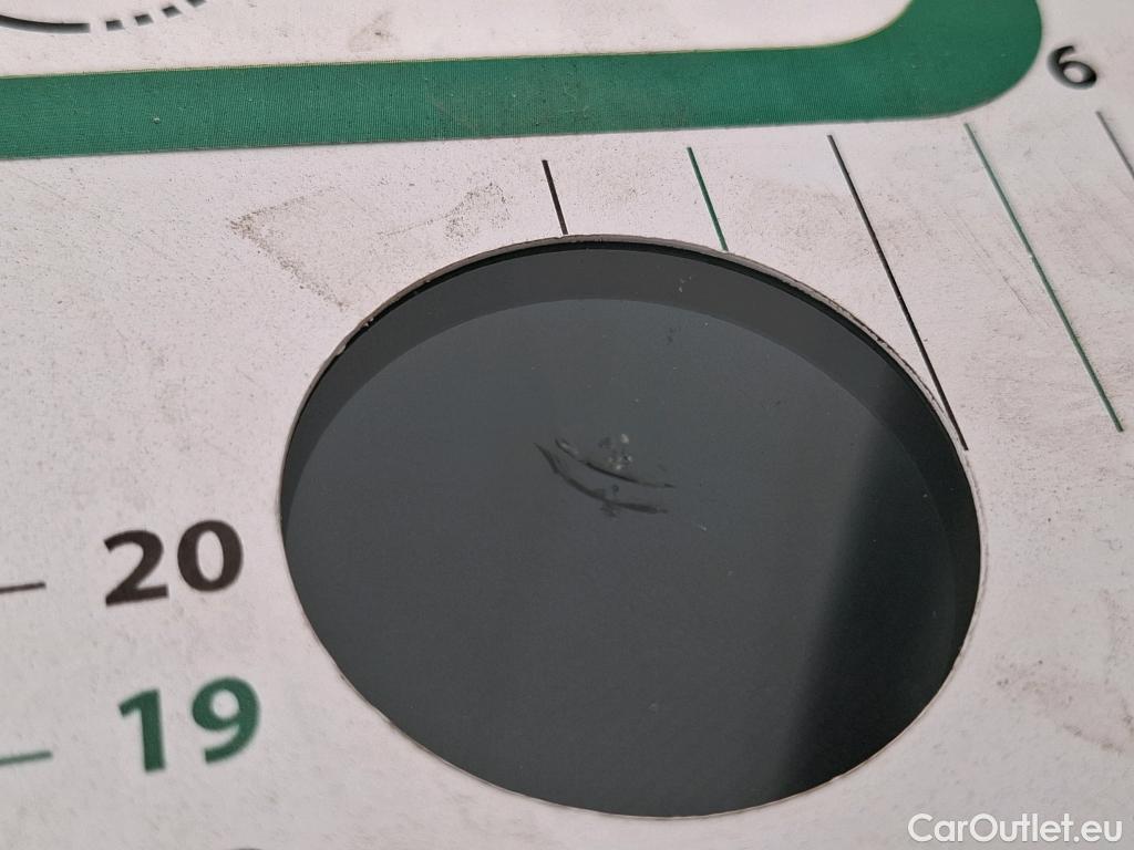  Bmw  Serie 1 BMW Série 1 / 2019 / 5P / Berline 116i DKG7 Business Design #15