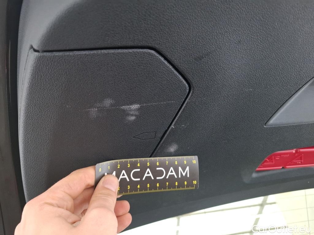  Bmw  Serie 1 BMW Série 1 / 2019 / 5P / Berline 116i Business Design #2