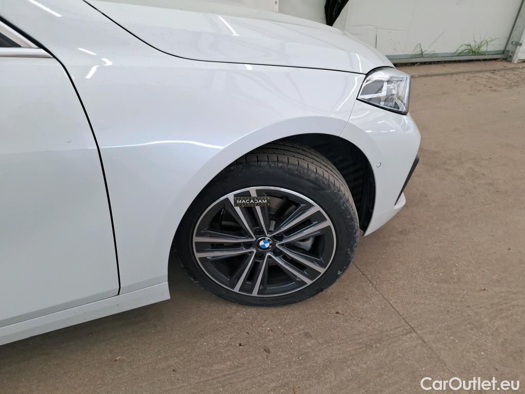  Bmw  Serie 1 BMW Série 1 / 2019 / 5P / Berline 116i DKG7 Business Design #6