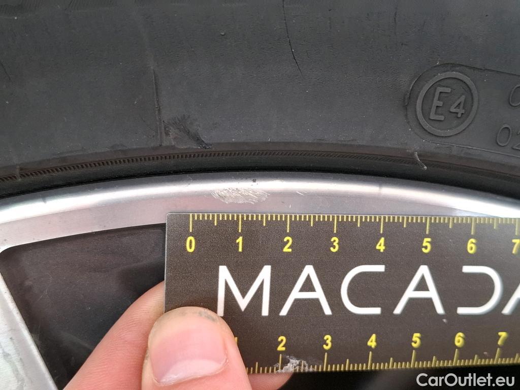  Bmw  Serie 1 BMW Série 1 / 2019 / 5P / Berline 116i DKG7 Business Design #12