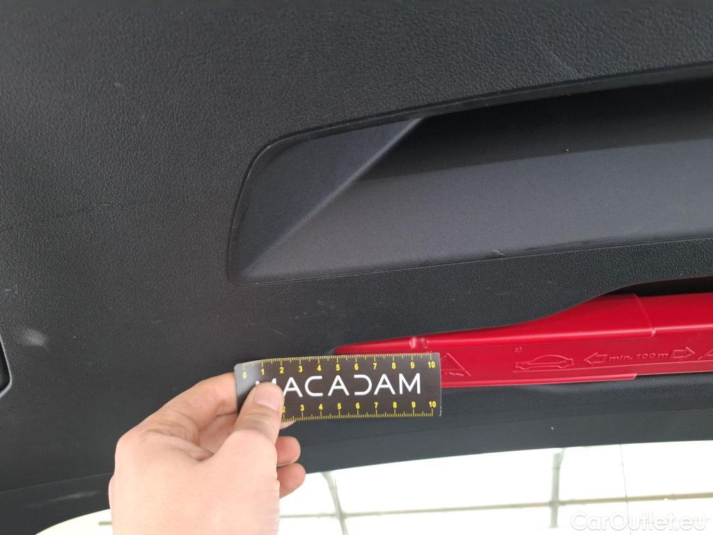  Bmw  Serie 1 BMW Série 1 / 2019 / 5P / Berline 116i Business Design #3