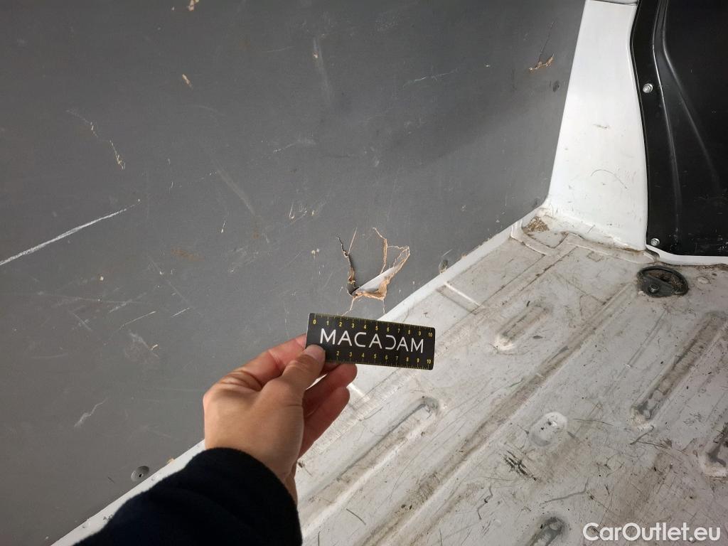  Volkswagen  Transporter VOLKSWAGEN  / 2019 / 4P / Fourgon tôlé 2.0 TDi 150 DSG7 L1H1 Business Plus #28