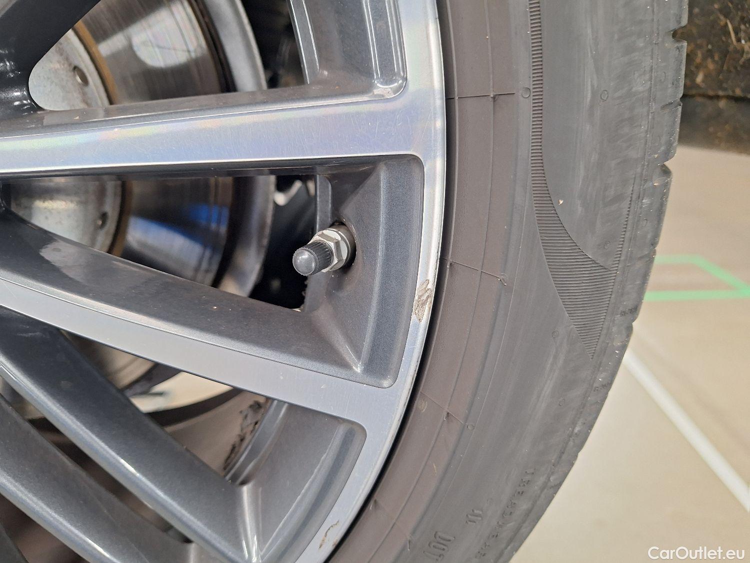  Bmw  Serie 5 BMW, 5-serie To FL'20, BMW 5 Reeks Touring 518d Aut. (110 kW) 5d #11