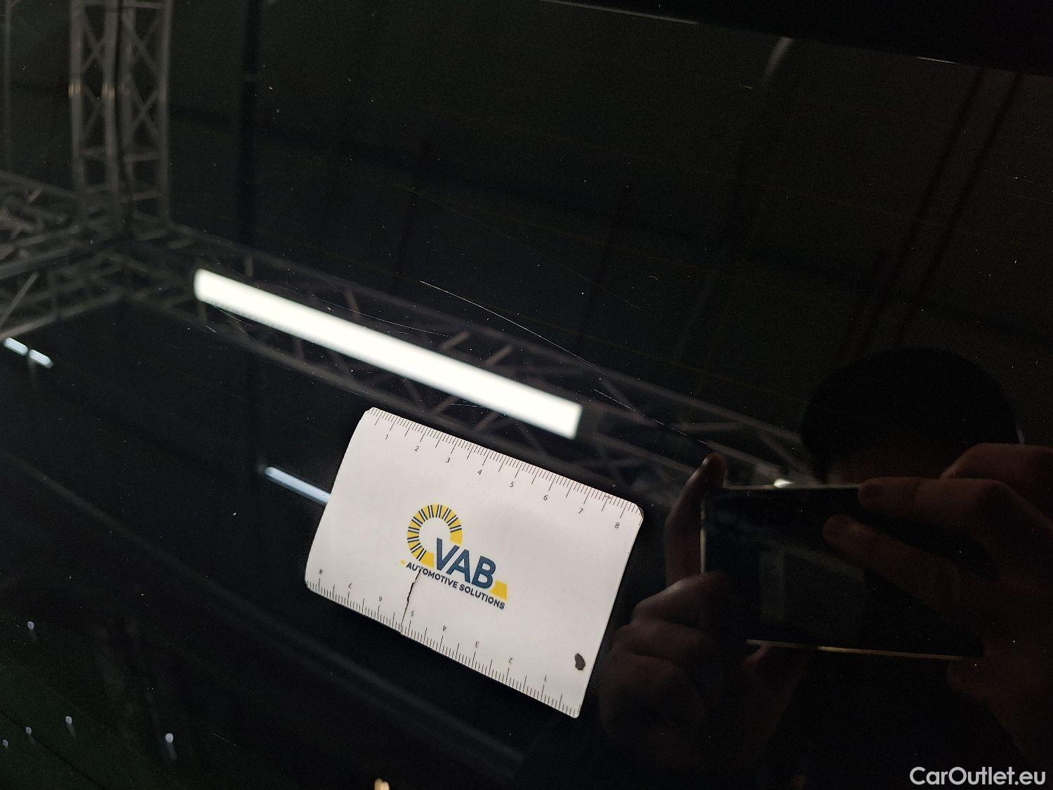  Bmw  Serie 5 BMW, 5-serie To FL'20, BMW 5 Reeks Touring 518d Aut. (110 kW) 5d #25