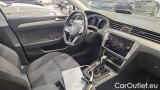  Volkswagen  Passat 2.0 TDI SCR DSG Conceptline Variant #7