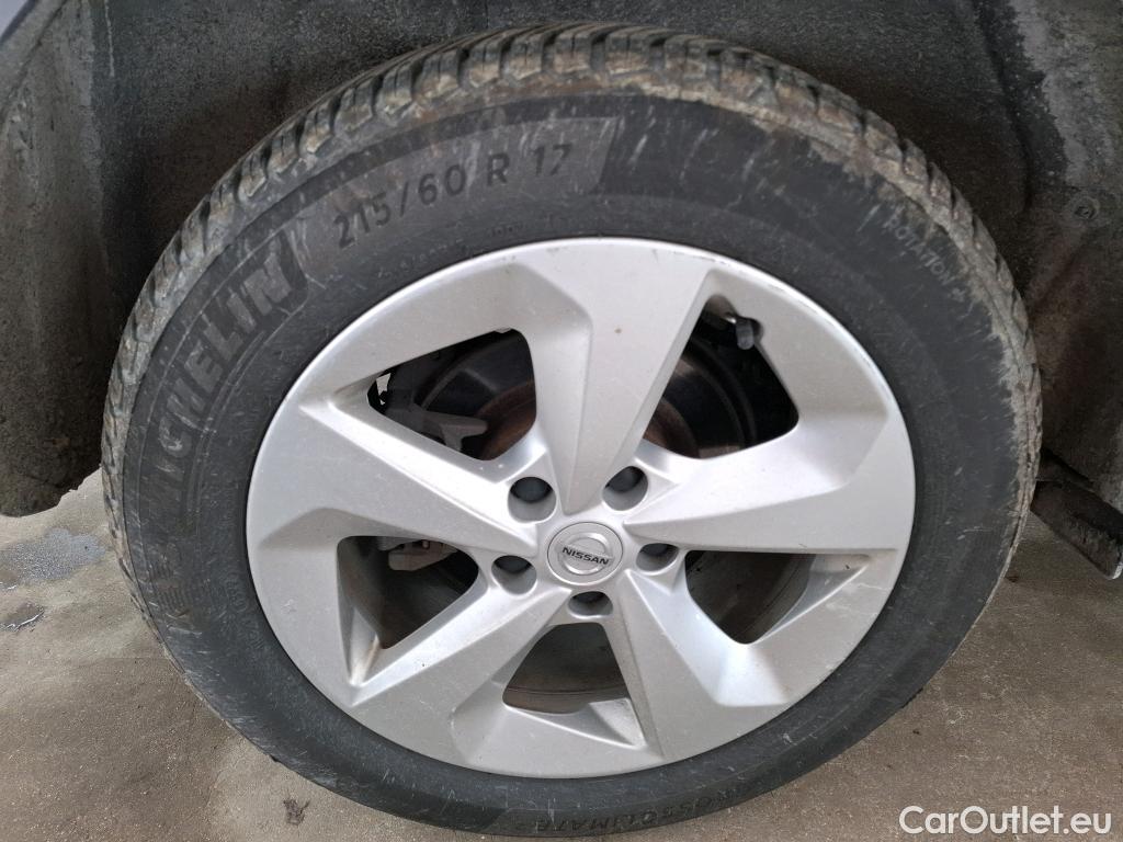  Nissan  Qashqai NISSAN  / 2017 / 5P / Crossover 1.5 DCI 115 Business Edition #2