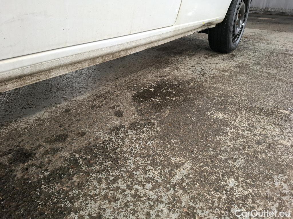  Renault  Kangoo  Express Extra (Série Spéciale) 1.5 dCi 75CV BVM5 E6 #6