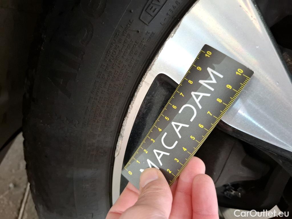  Opel   Grandland X Grandland X Elegance Business 1.5 130CV BVA8 E6d #3