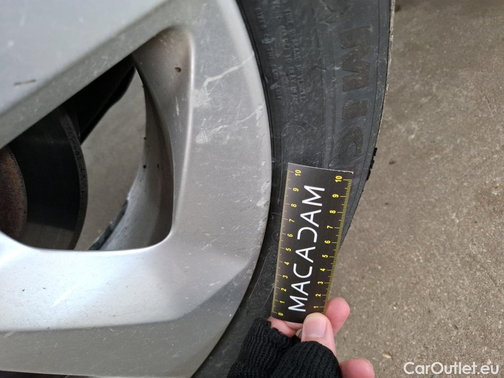  Nissan  Qashqai NISSAN  / 2017 / 5P / Crossover 1.5 DCI 115 Business Edition #4