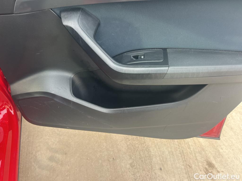  Seat  ATECA SEAT  / 2016 / 5P / todoterreno 1.6 TDI 85kW (115CV) St&Sp Style Eco #19