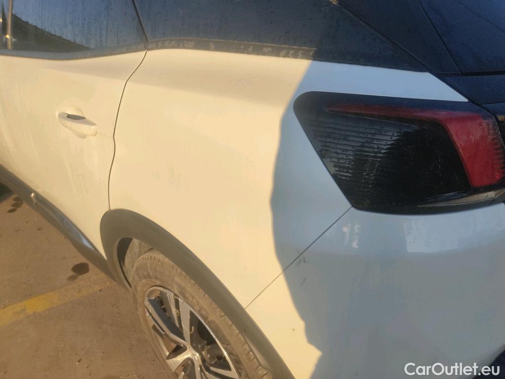  Peugeot  3008 PEUGEOT  / 2016 / 5P / todoterreno 1.5 BlueHDi 96kW (130CV) S&S Allure EAT8 #24