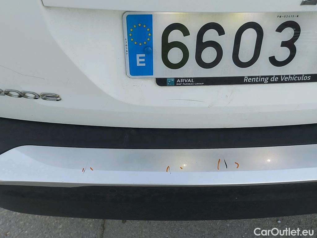  Peugeot  2008 PEUGEOT  / 2019 / 5P / todoterreno Active BlueHDI 81kW (110CV) #27