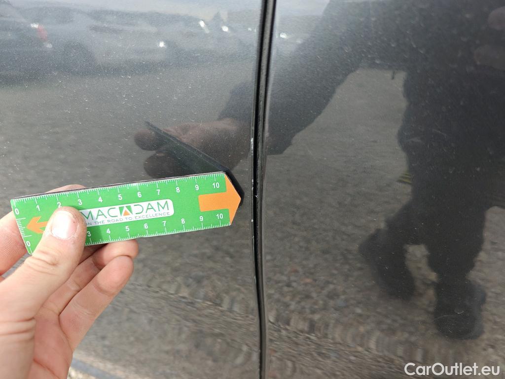  Bmw  X2 BMW  / 2017 / 5P / todoterreno sDrive18d (AC) #7