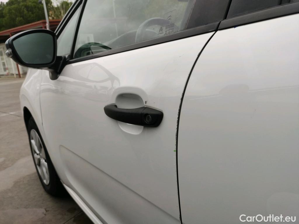  Citroen  C3 CITROEN  / 2016 / 5P / berlina comercial BlueHDi 73KW (100CV) S&S Comercial #27