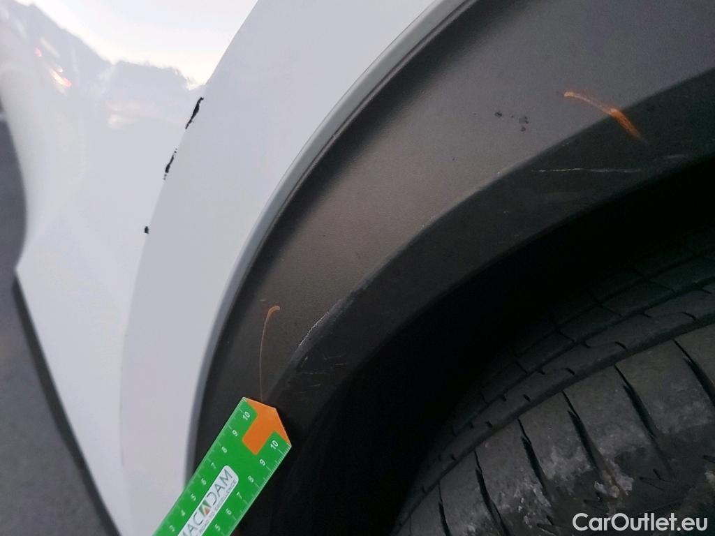  Peugeot  2008 PEUGEOT  / 2019 / 5P / todoterreno Active Pack BlueHDI 81kW (110CV) #11