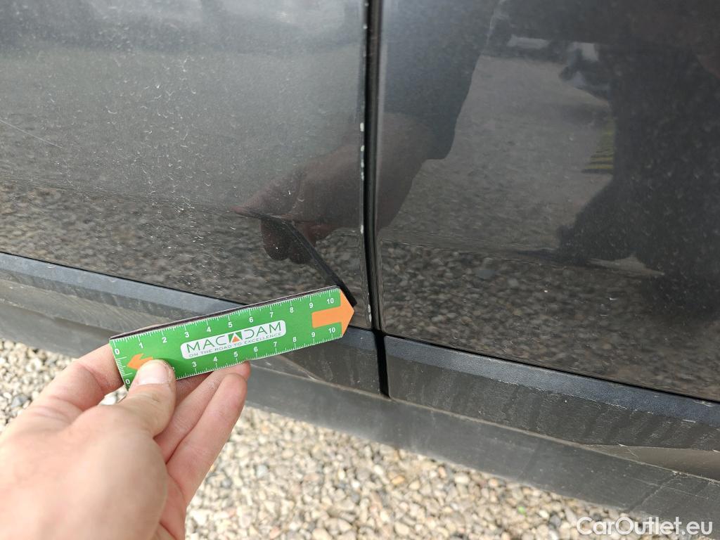  Bmw  X2 BMW  / 2017 / 5P / todoterreno sDrive18d (AC) #9