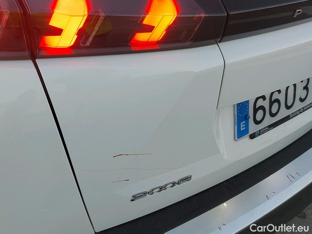  Peugeot  2008 PEUGEOT  / 2019 / 5P / todoterreno Active BlueHDI 81kW (110CV) #3