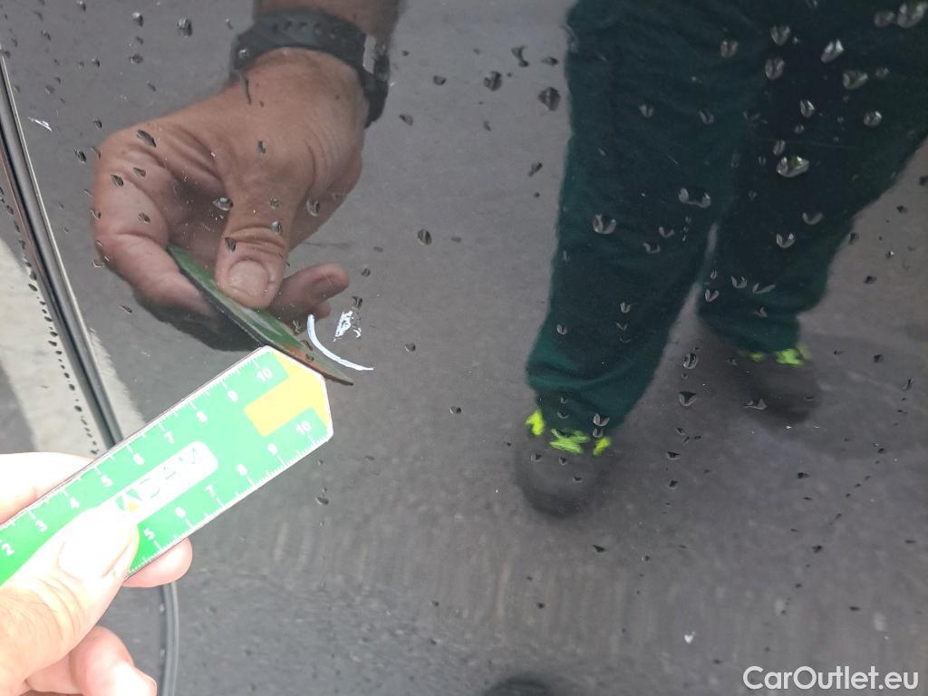  Land Rover  Range Rover LAND ROVER  Velar / 2017 / 5P / todoterreno 2.0 D240 177kW (240CV) S 4WD Auto #23