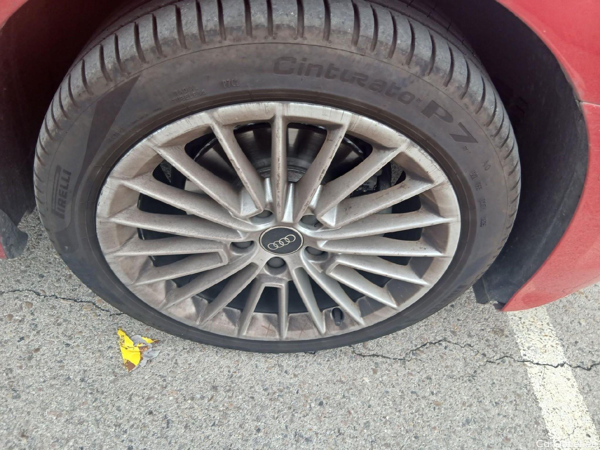  Audi  A3 AUDI  / 2020 / 5P / berlina con portón Sportback Advanced 35 TFSI 110kW (150CV) #17