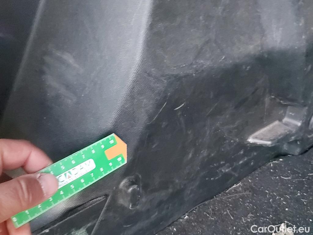  Peugeot  2008 PEUGEOT  / 2019 / 5P / todoterreno Active BlueHDI 81kW (110CV) #20