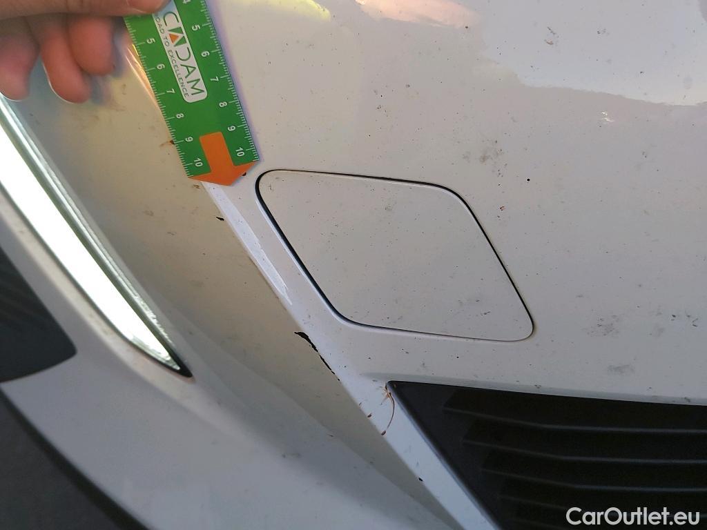  Peugeot  2008 PEUGEOT  / 2019 / 5P / todoterreno Active Pack BlueHDI 81kW (110CV) #7