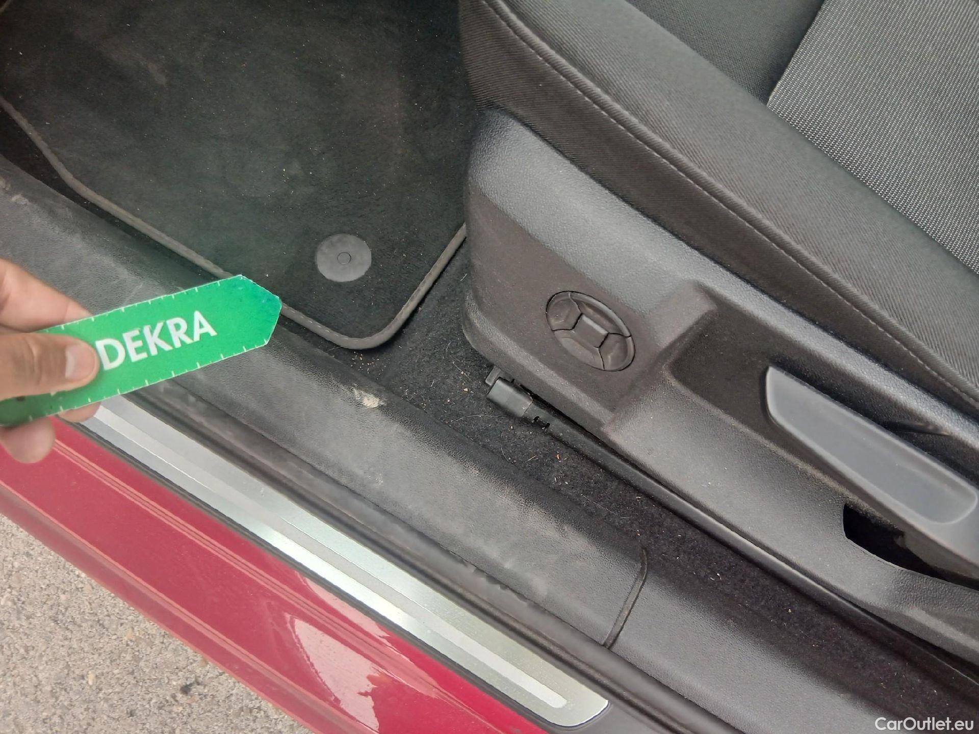  Audi  A3 AUDI  / 2020 / 5P / berlina con portón Sportback Advanced 35 TFSI 110kW (150CV) #2