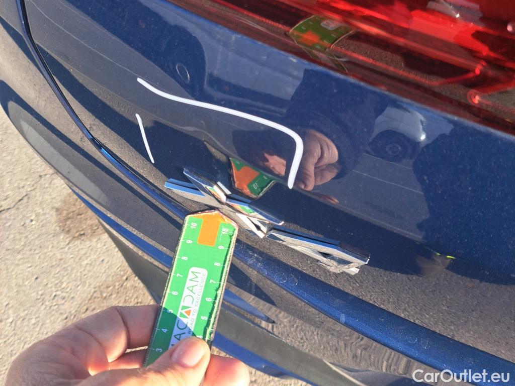  Bmw  X4 BMW  / 2018 / 5P / todoterreno xDrive20d #2