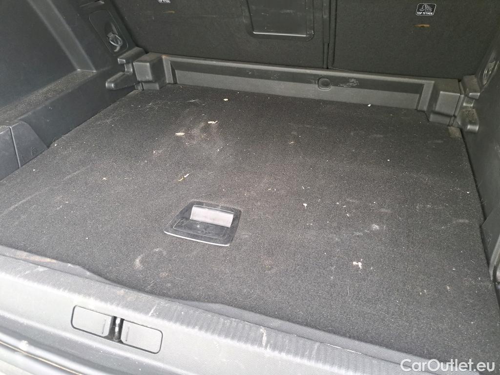  Peugeot  3008  Allure 1.5 HDi 130CV AT8 E6d #21