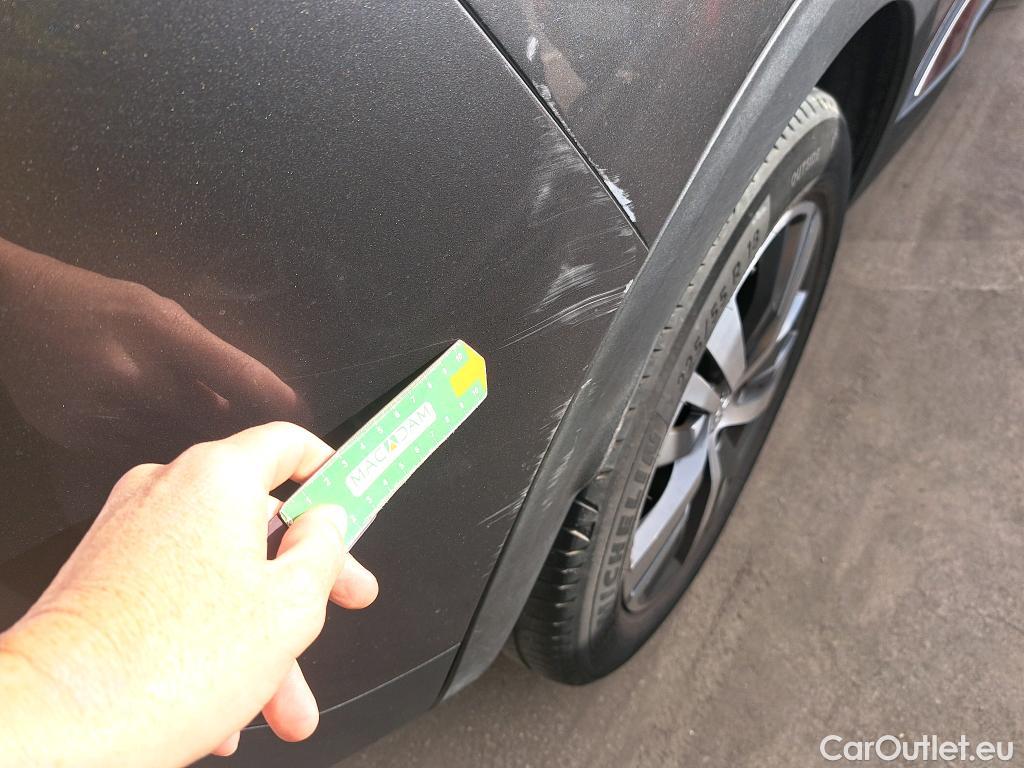  Peugeot  3008  Allure 1.5 HDi 130CV AT8 E6d #25