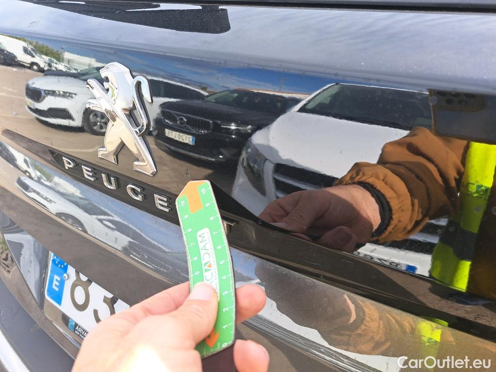  Peugeot  3008  Allure 1.5 HDi 130CV AT8 E6d #35