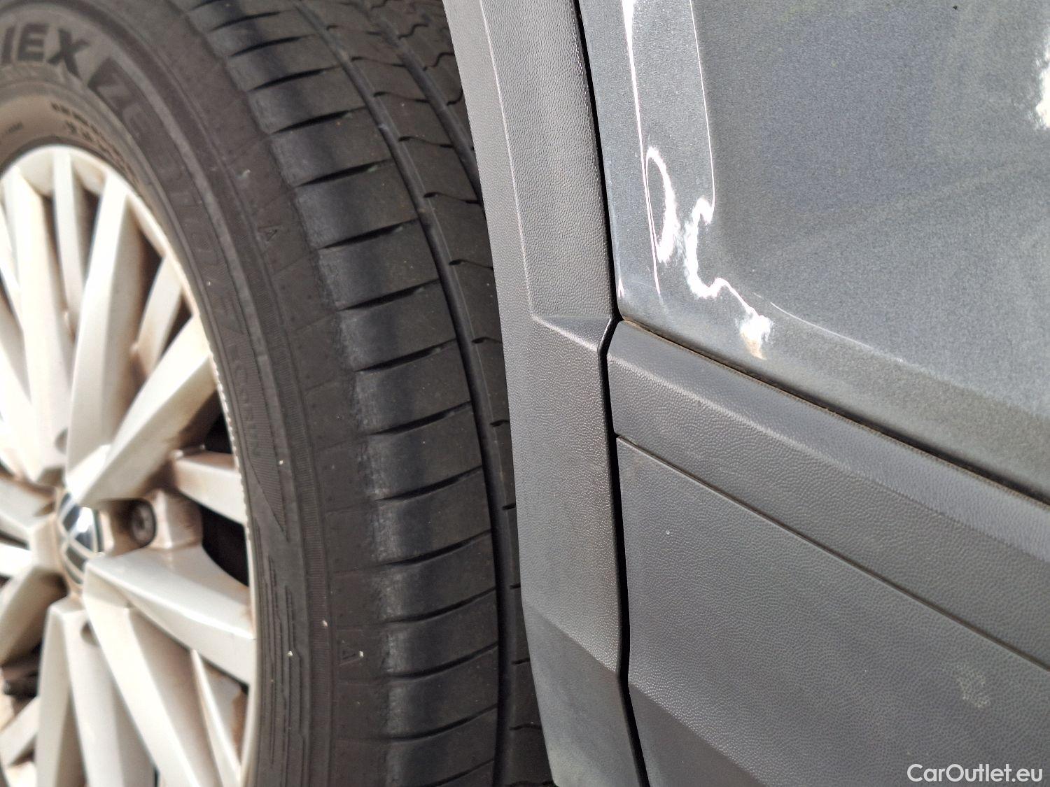  Volkswagen  T-ROC VW,  '17, Volkswagen  1.5 TSI Style DSG 5d #10