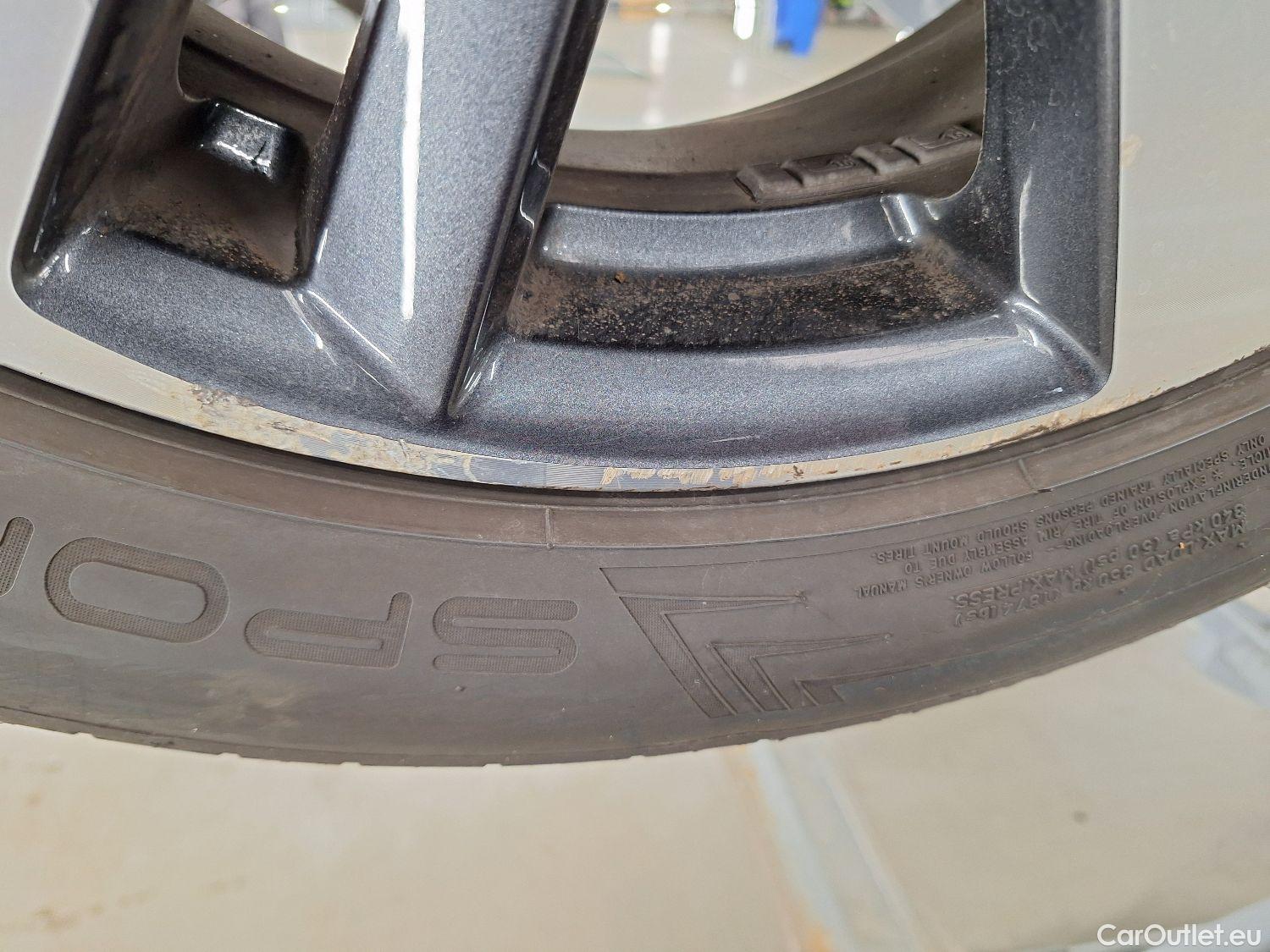  Peugeot  5008 Peugeot,  '16, Peugeot  1.5 BlueHDi 96kW S&S EAT8 GT Line 5d #13