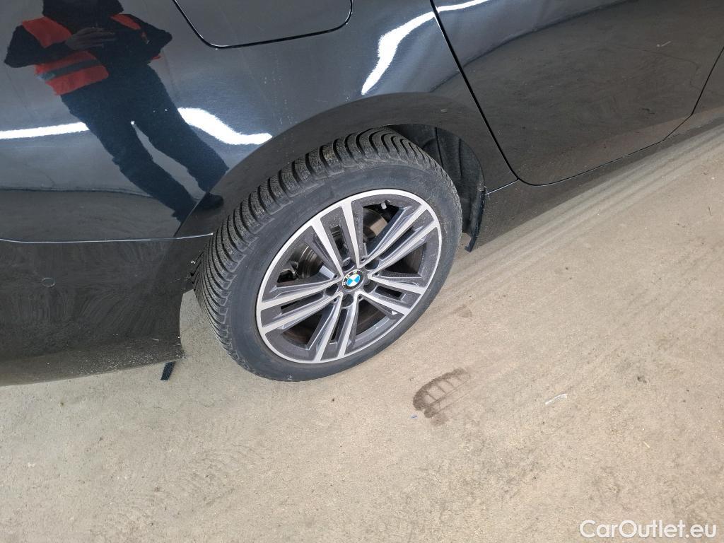  Bmw  Serie 2 BMW Série 2 Gran Coupé / 2019 / 4P / Berline 220D AUTO Business Design #3