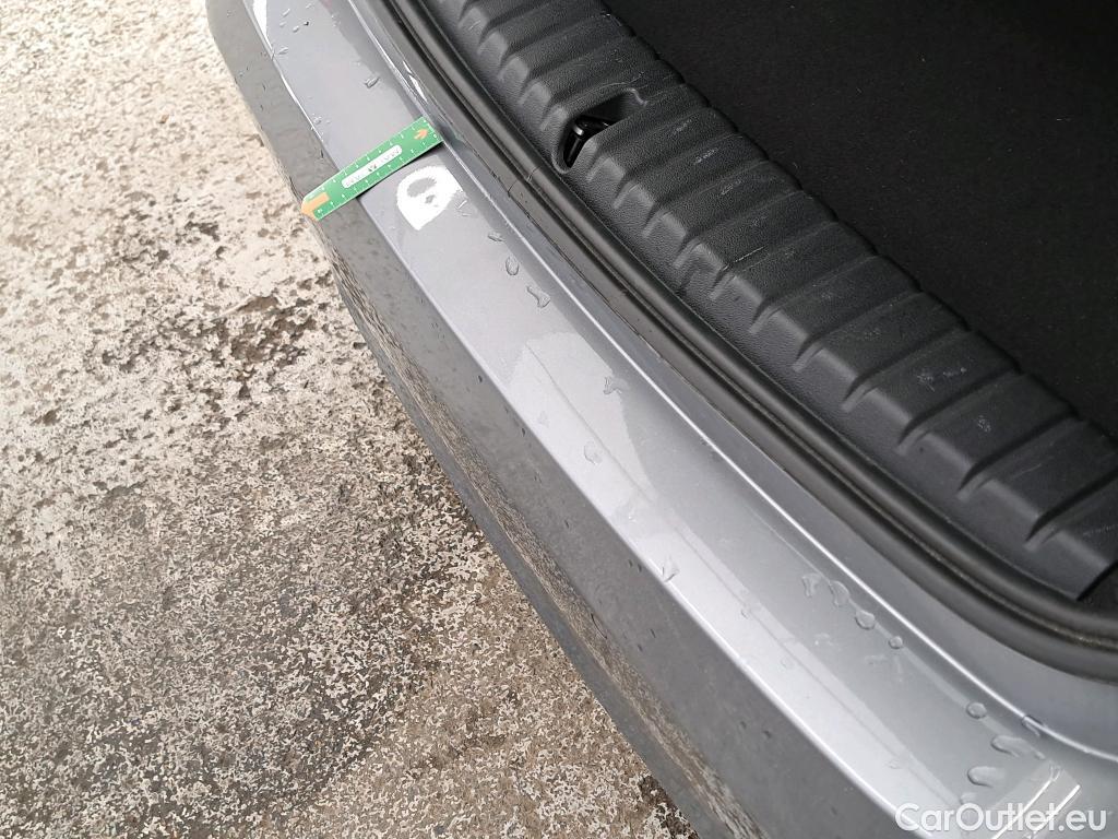  Bmw  Serie 1 1 Berline 116 d Business Design 1.5 115CV BVM6 E6d #2