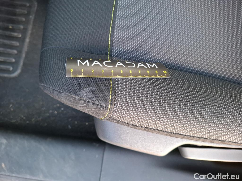  Citroen  C3  Feel Business 1.5 BlueHDI 100CV BVM6 E6dT #4