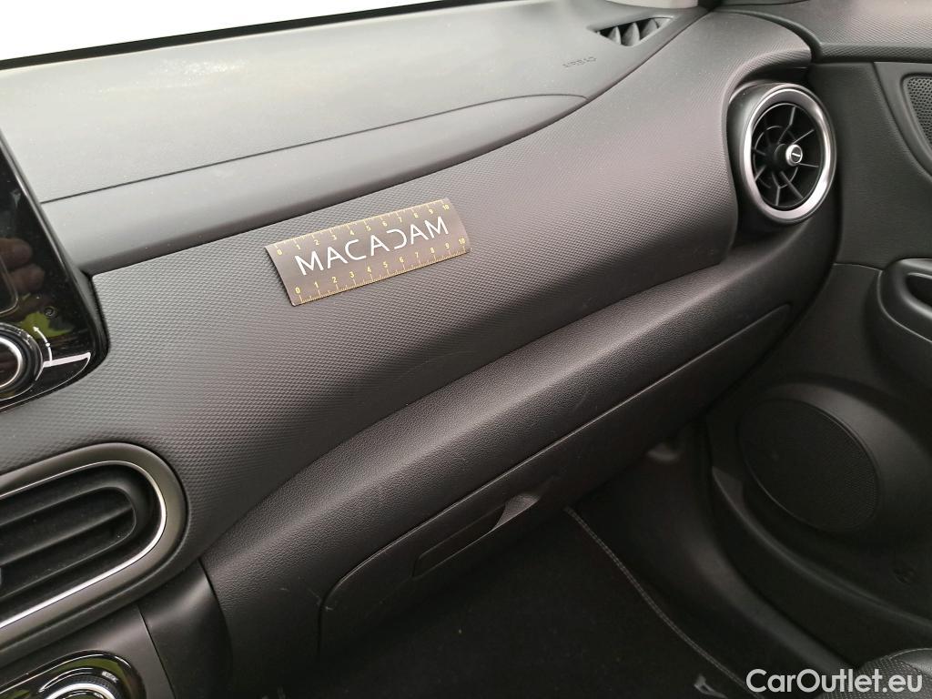  Hyundai  Konna Kona Executive 2WD 1.6 CRDi 135CV BVA7 E6dT #5