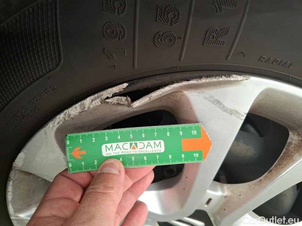  Citroen  C3 CITROEN  / 2016 / 5P / Berline PureTech 110 S&S BVM Feel #7