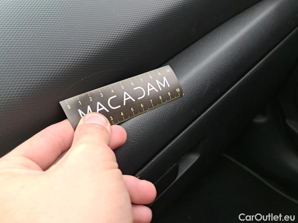  Hyundai  Konna Kona Executive 2WD 1.6 CRDi 135CV BVA7 E6dT #6